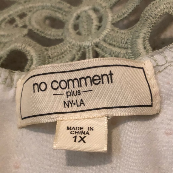 Tops - Picture 6 of 7